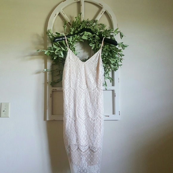 Forever 21 Dresses & Skirts - Lace, Knee-Length Dress Forever 21 Dresses & Skirts - Lace, Knee-Length Dress